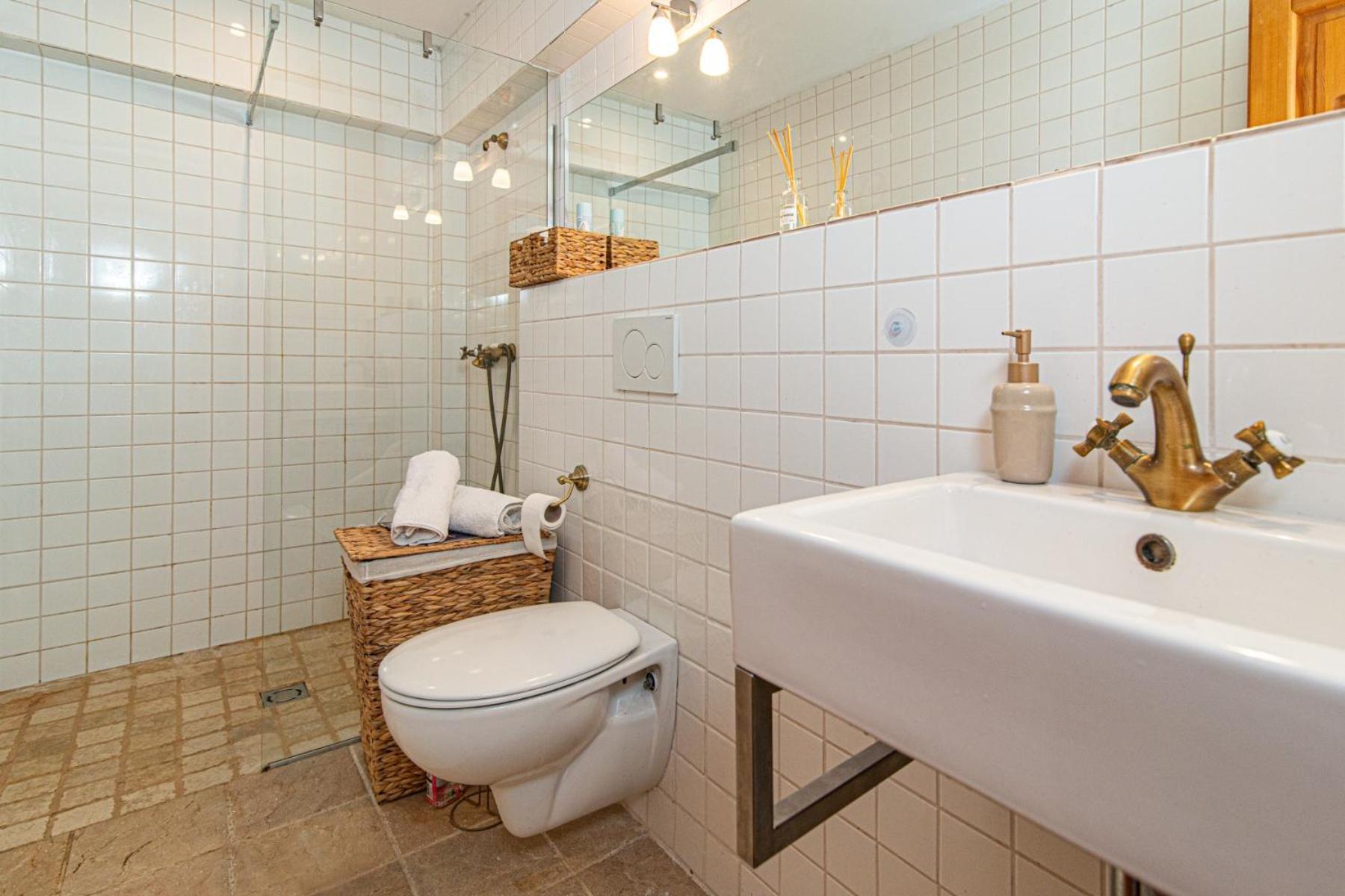 Private Cottage In Olive Grove With Heated Pool Vinišće Dış mekan fotoğraf